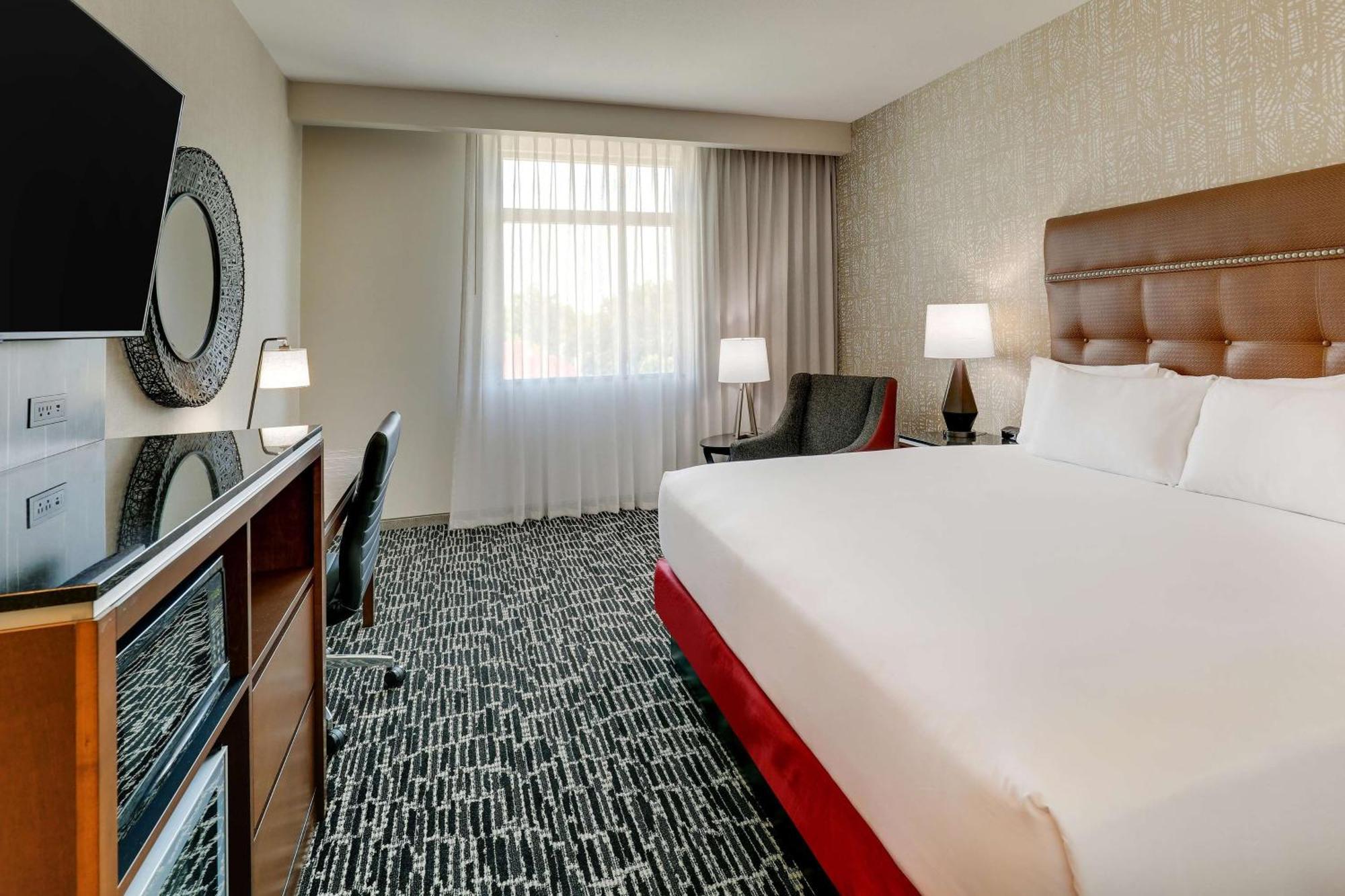 Drury Plaza Hotel Savannah Pooler Exteriör bild