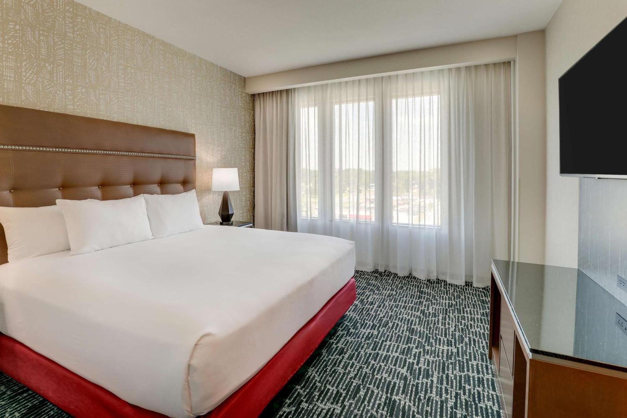 Drury Plaza Hotel Savannah Pooler Exteriör bild