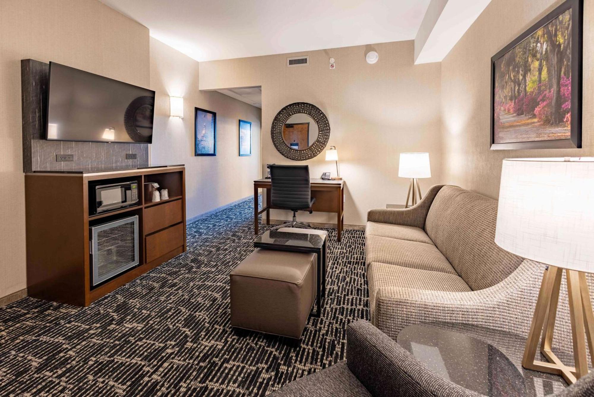 Drury Plaza Hotel Savannah Pooler Exteriör bild