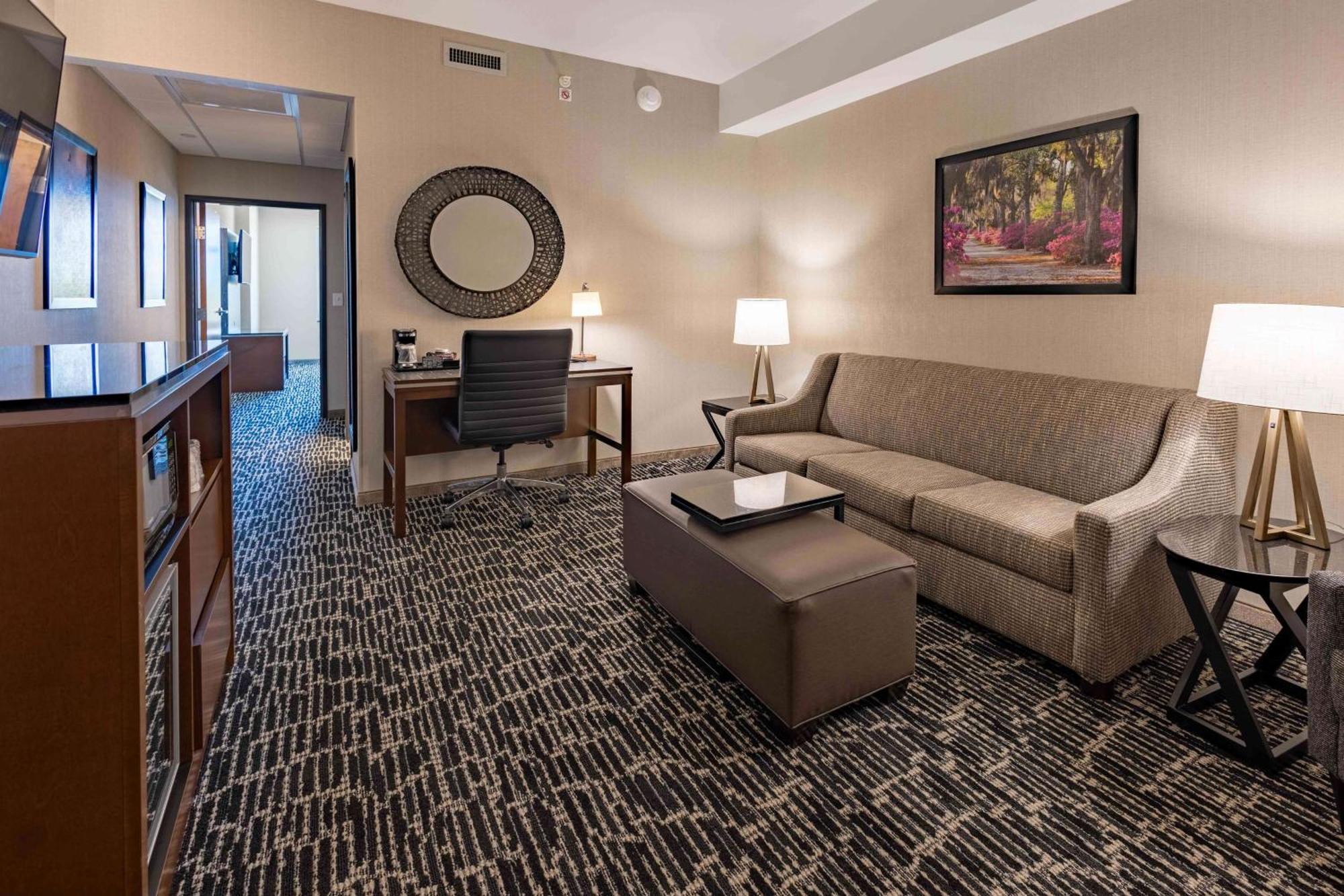 Drury Plaza Hotel Savannah Pooler Exteriör bild